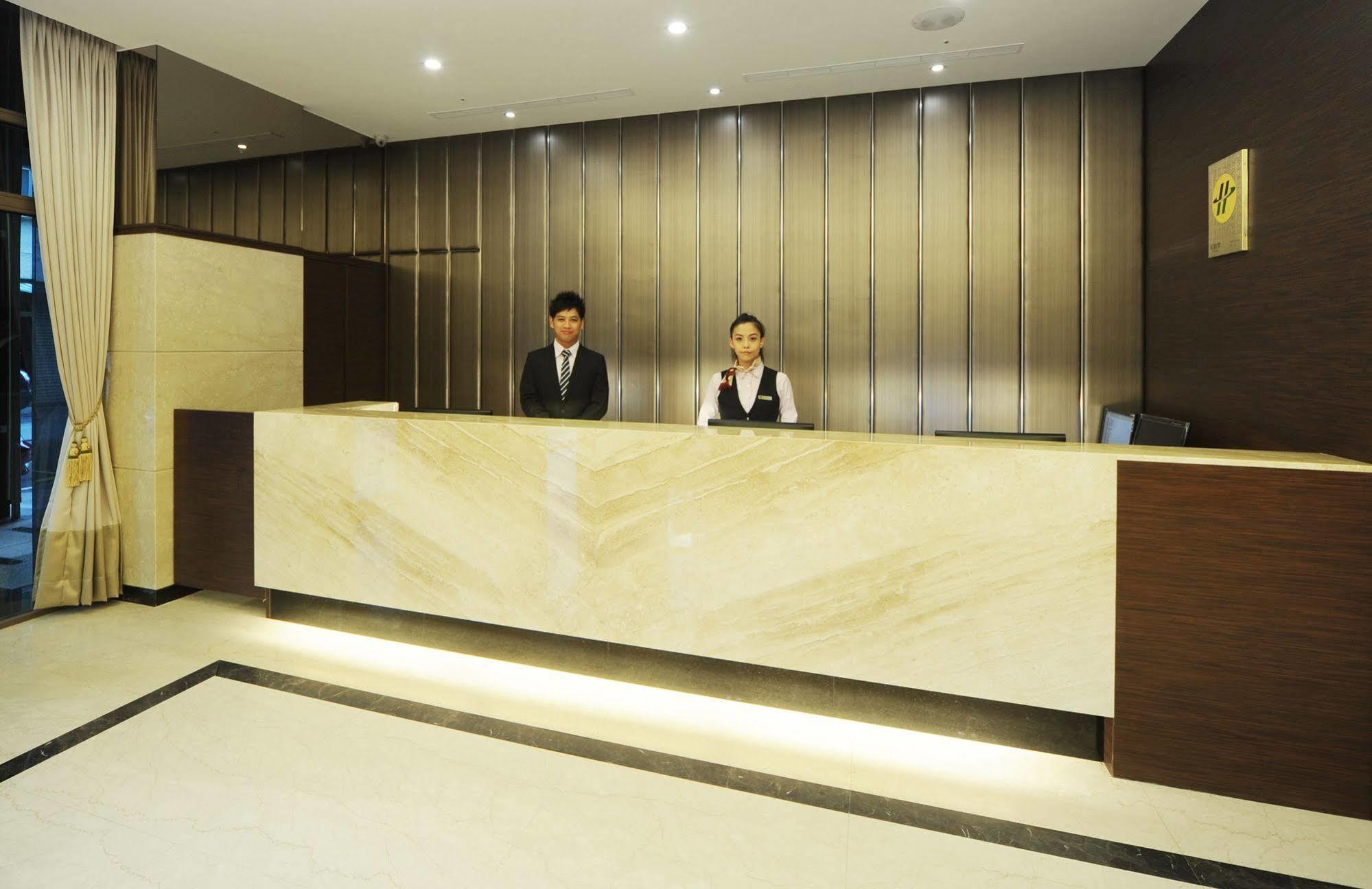 F Hotel - Hualien Exterior foto