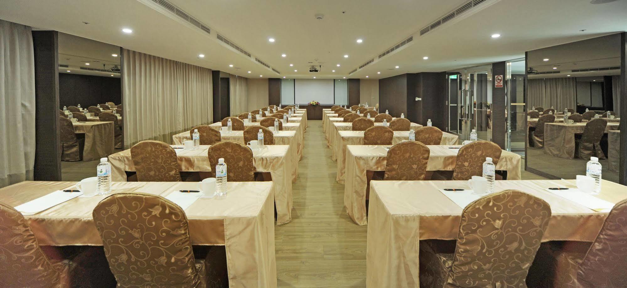 F Hotel - Hualien Exterior foto